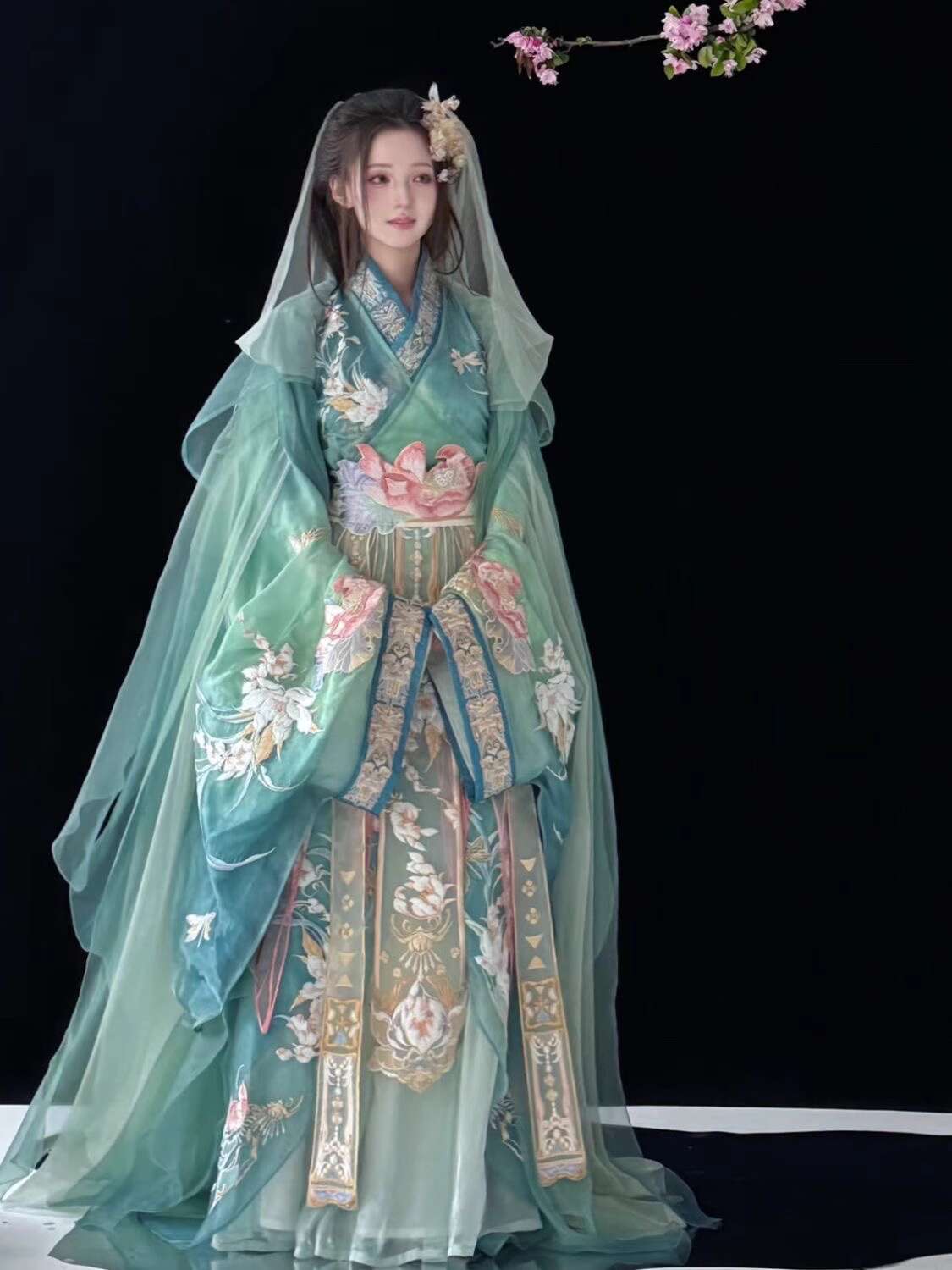 جديد فييستا كرنفال الهالوين كو - مراجعة Robe Silk Women وسعره